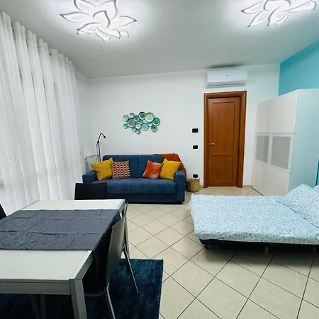 Chloe's A Fiera Di Roma Appartement Fiumicino